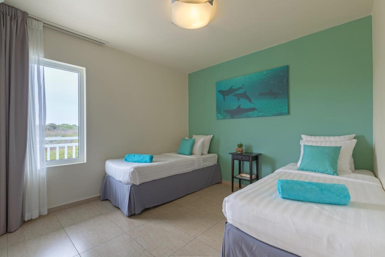 Dolphin Suites & Wellness Curacao Willemstad Ngoại thất bức ảnh