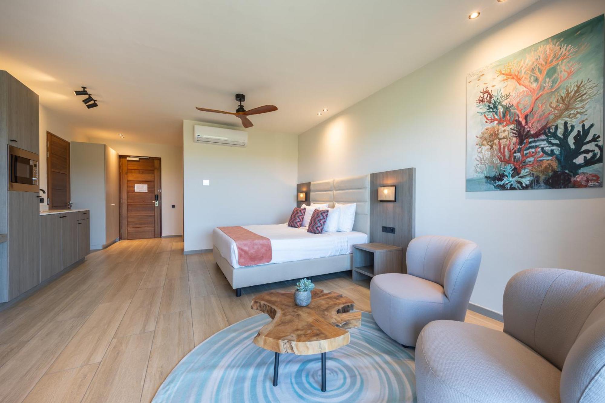 Dolphin Suites & Wellness Curacao Willemstad Ngoại thất bức ảnh