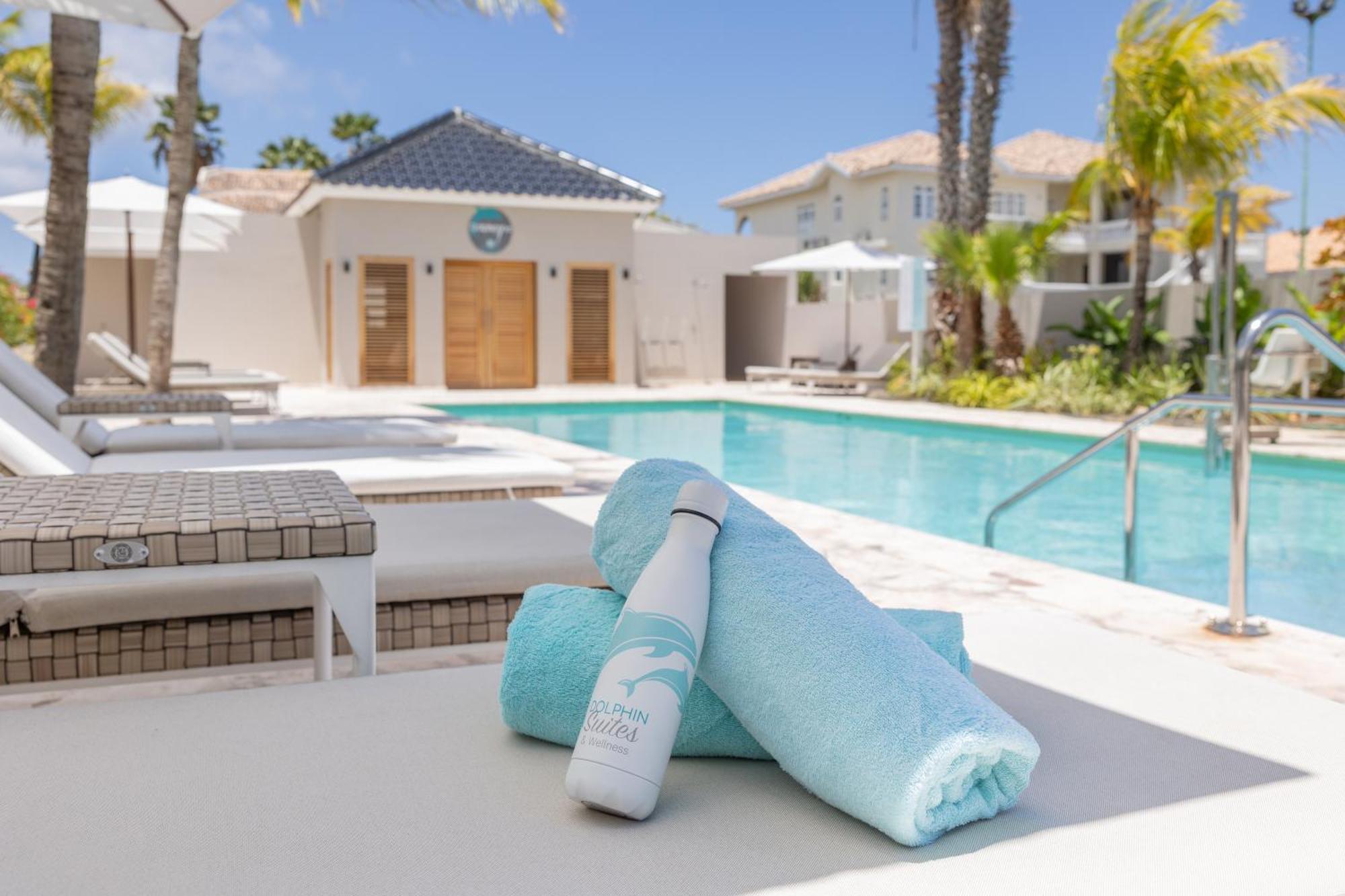 Dolphin Suites & Wellness Curacao Willemstad Ngoại thất bức ảnh