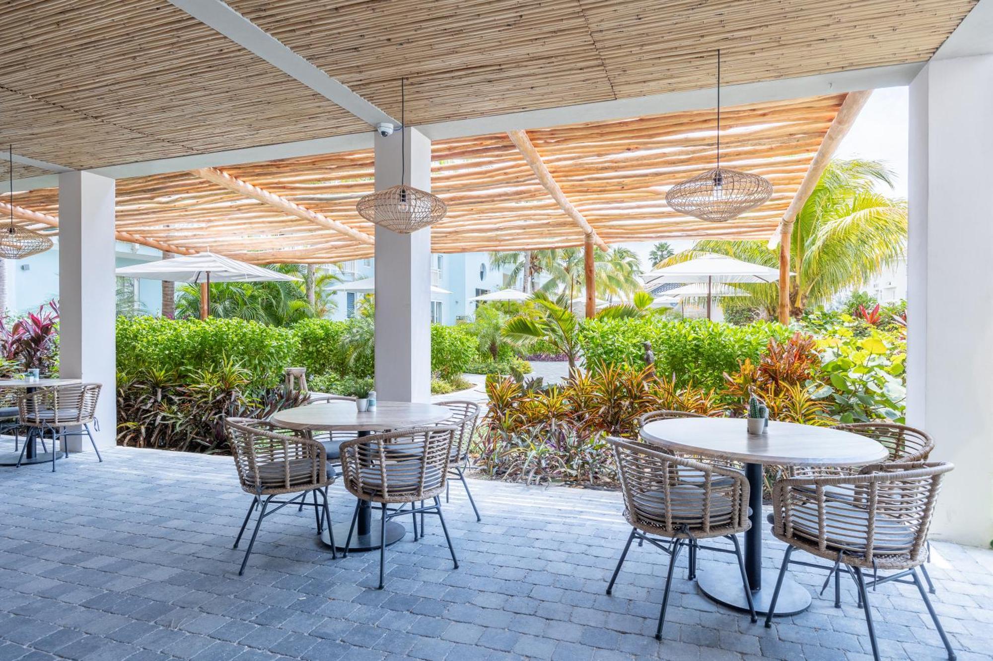 Dolphin Suites & Wellness Curacao Willemstad Ngoại thất bức ảnh