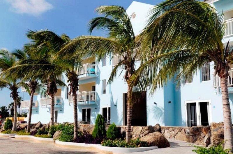 Dolphin Suites & Wellness Curacao Willemstad Ngoại thất bức ảnh
