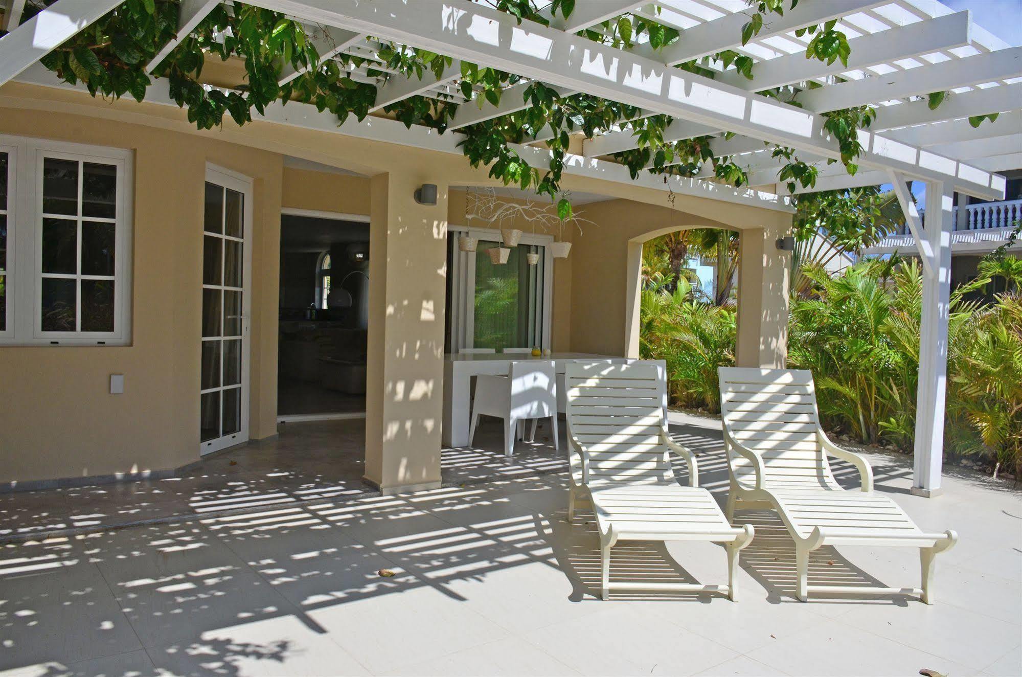 Dolphin Suites & Wellness Curacao Willemstad Ngoại thất bức ảnh
