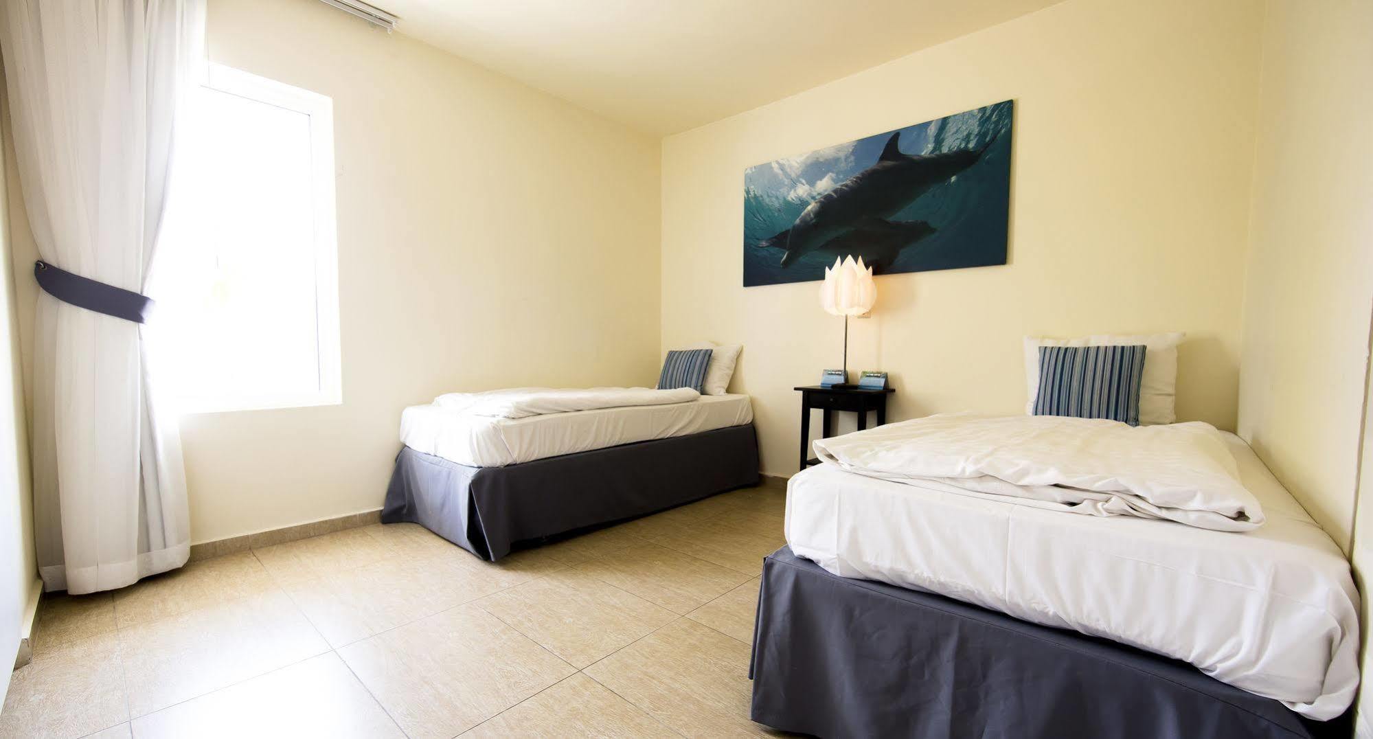 Dolphin Suites & Wellness Curacao Willemstad Ngoại thất bức ảnh