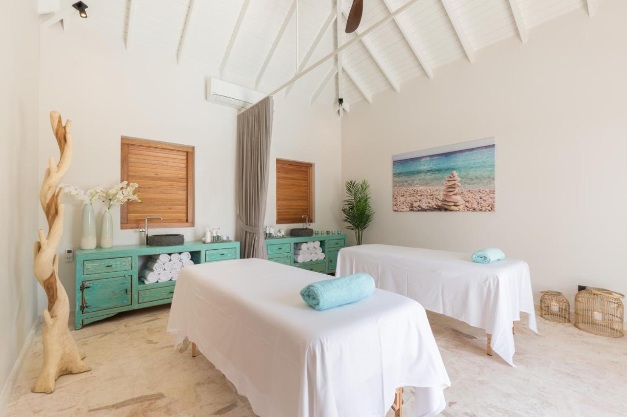 Dolphin Suites & Wellness Curacao Willemstad Ngoại thất bức ảnh